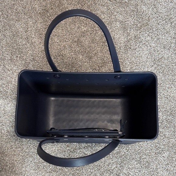 BOGG BAG with BOGG Brrr insert and Cup Caddy - Picture 5 of 10